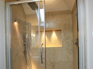 Quarto casal, suíte | Banheiro