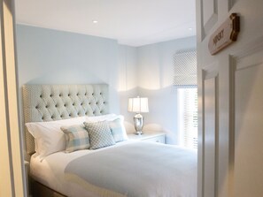 Deluxe Double Room, Ensuite - The White Horse Inn (Pulborough)
