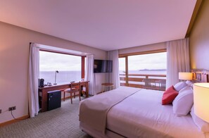 Suite junior, 1 cama King size, para no fumadores | Minibar, caja de seguridad en la habitación y insonorización 