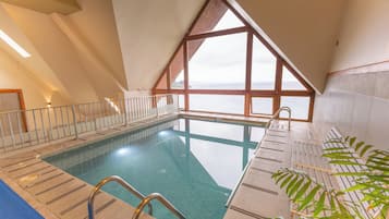 Sauna, steam room