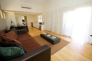 Bed sheets - Eco Beach Wilderness Retreat (Roebuck)