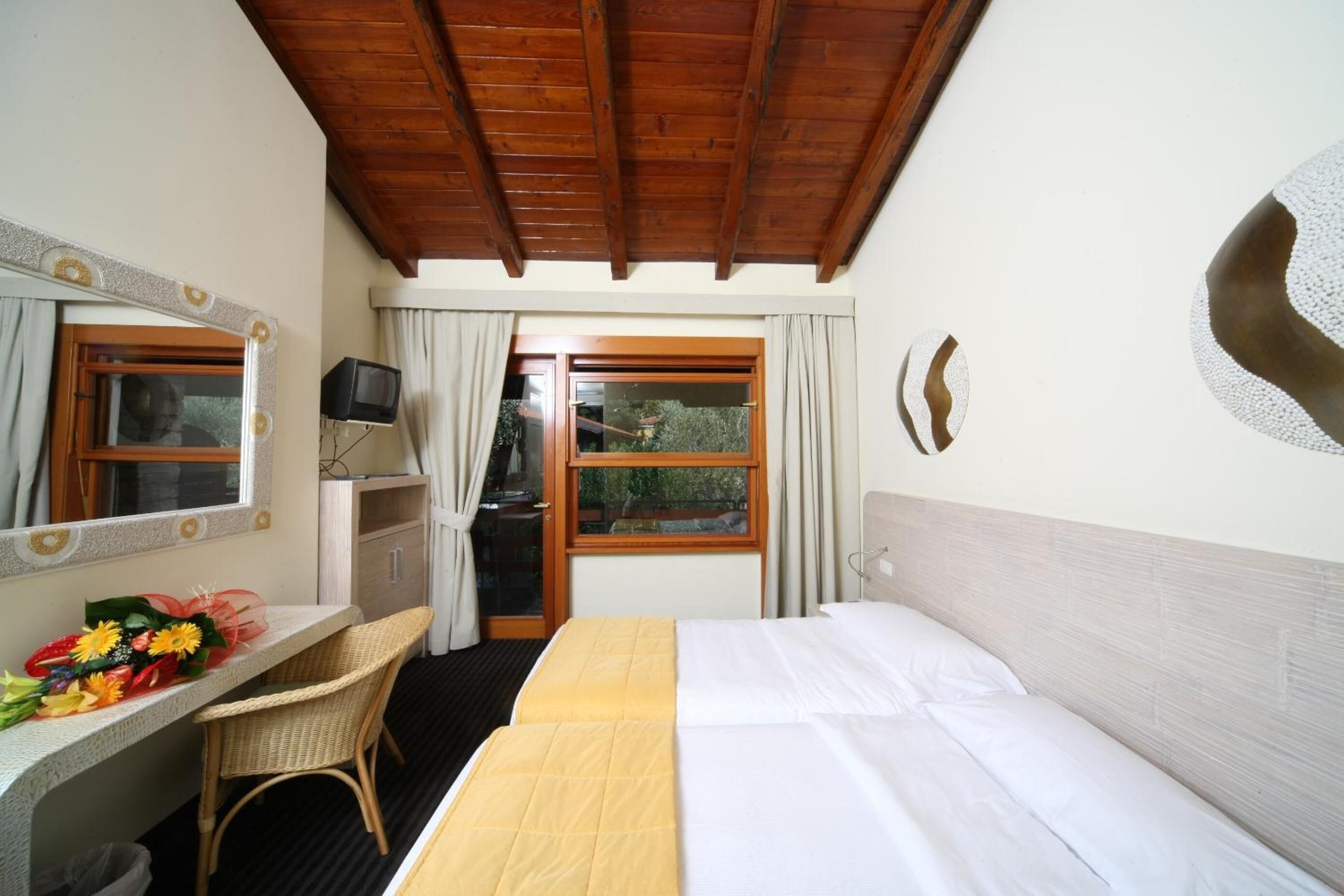 in-room safe, desk, cots/infant beds, free wifi