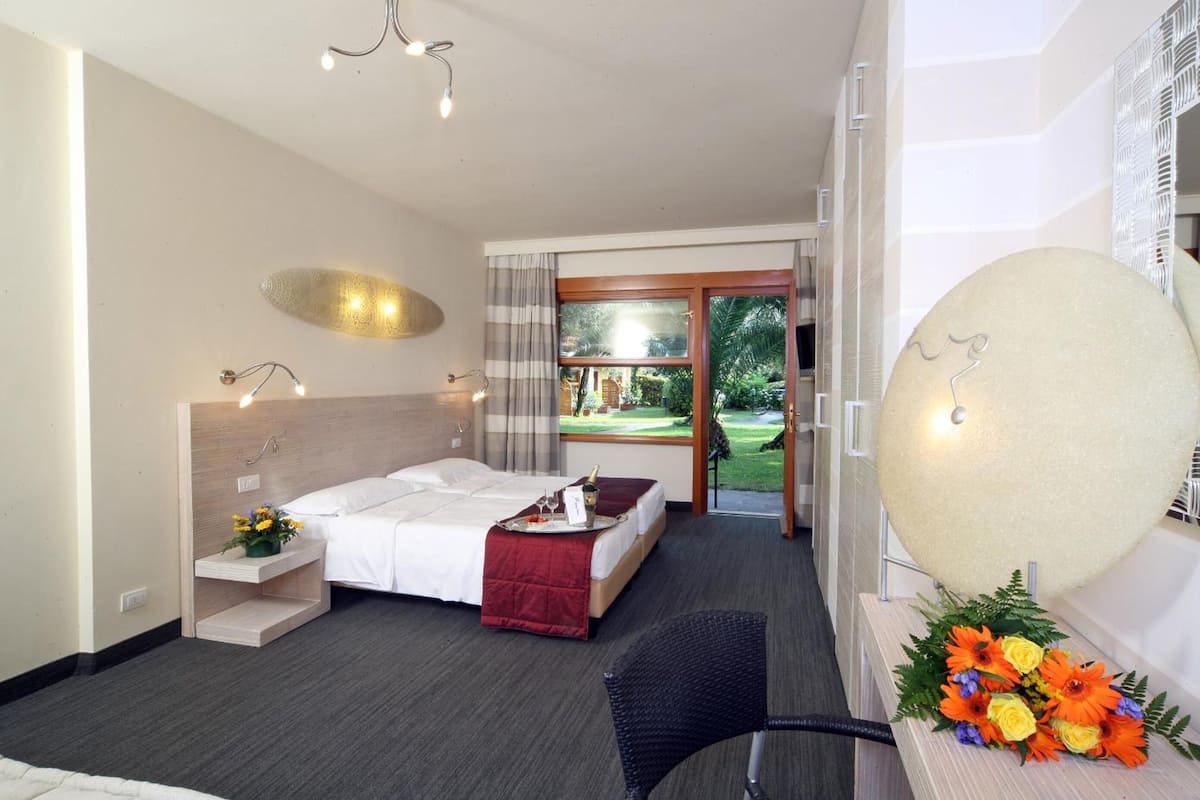 in-room safe, desk, cots/infant beds, free wifi