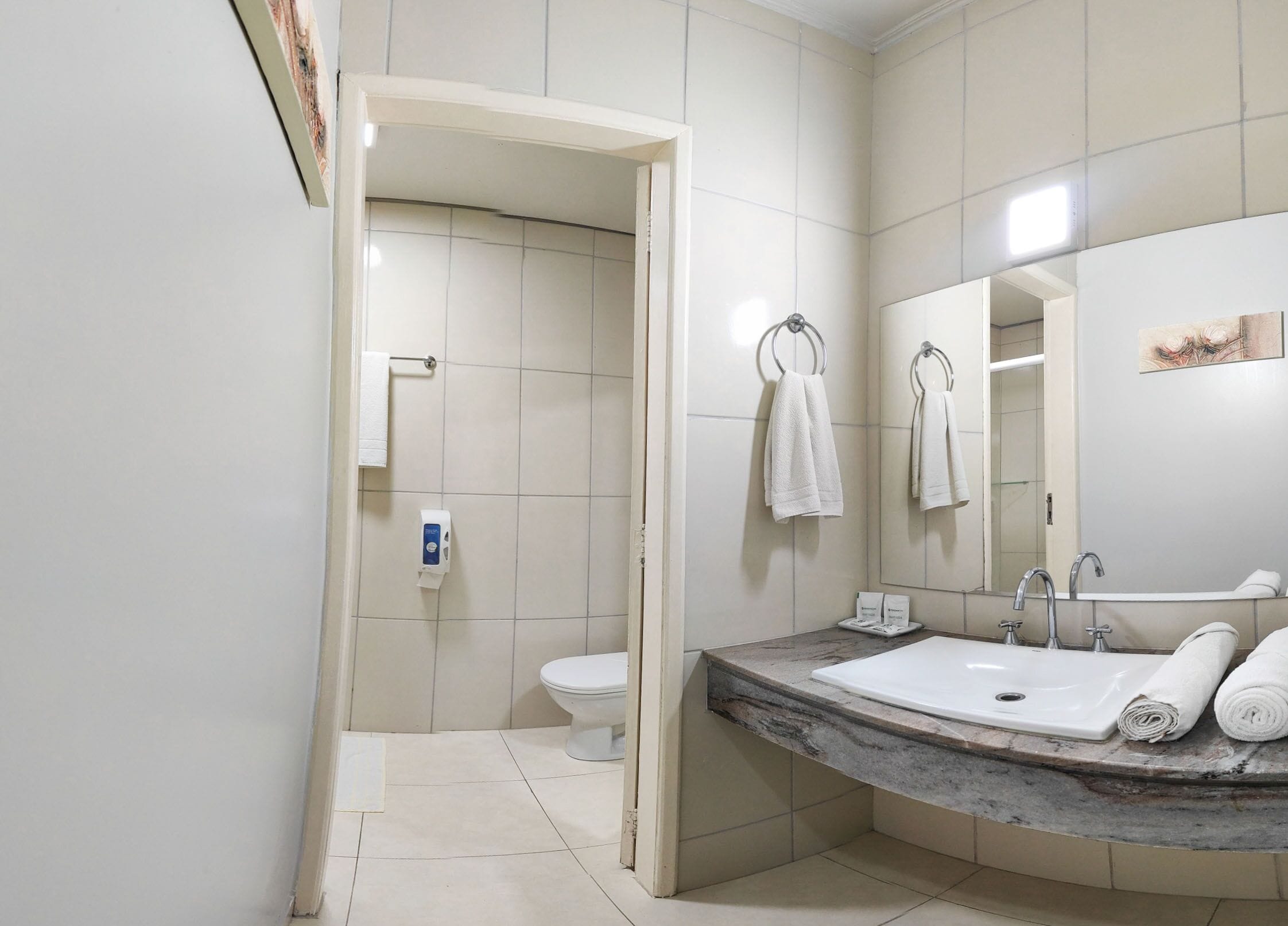 standard room, 2 double beds | bathroom | shower, free toiletries, towels