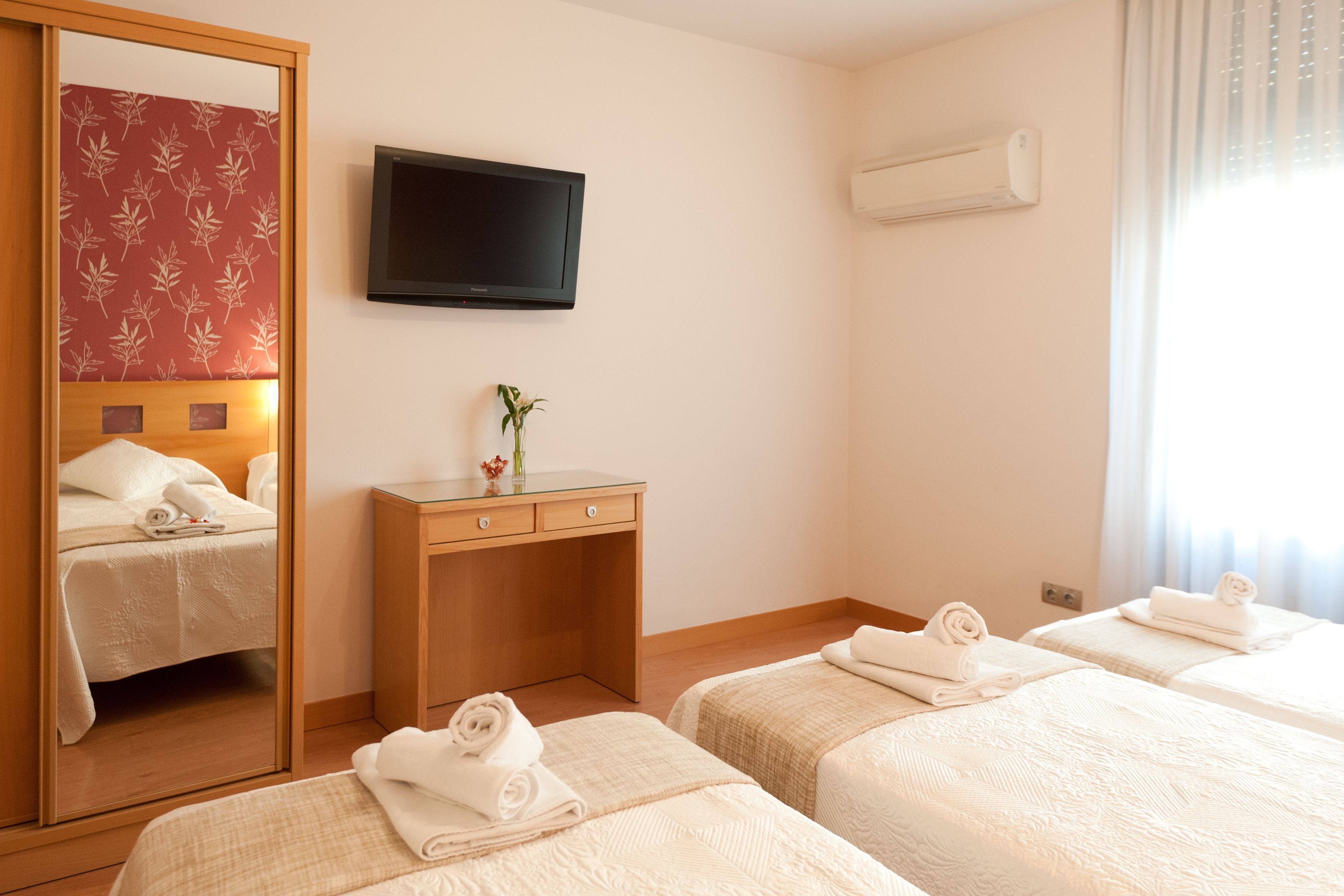 Photo - Hostal Abami II