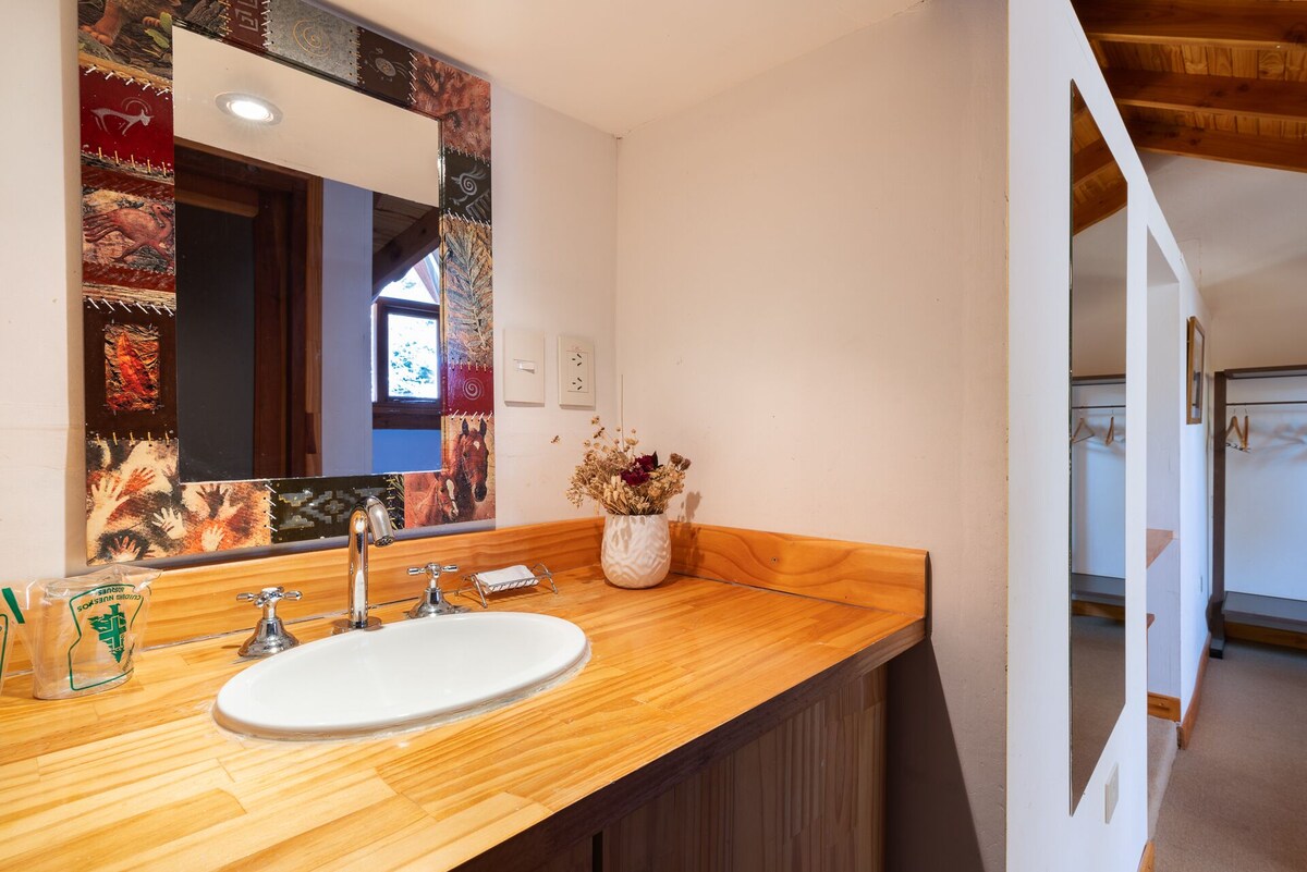 Loft familiar | Baño | Artículos de higiene personal gratuitos, secador de pelo, bidé y toallas