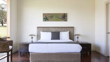 Mökki, 1 makuuhuone, keittotila, näköala laaksoon | 1 makuuhuone, untuvapeitot, Select Comfort -patjalliset sängyt