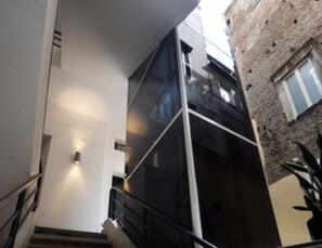 Staircase - Pantheon Royal Suite (Rome)