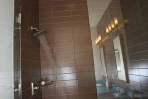 Hair dryer, towels, shampoo