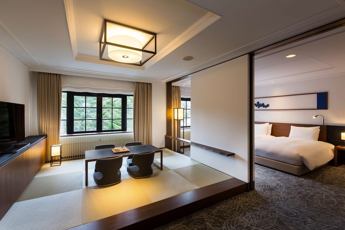 ห้องพรีเมียมทวิน (Tatami) | 2 ห้องนอน, เครื่องนอนระดับพรีเมียม, มินิบาร์ฟรี, ตู้นิรภัยในห้องพัก
