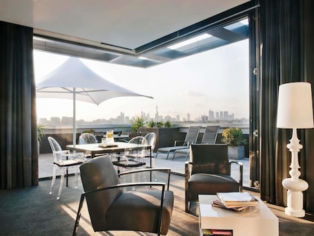 Penthouse, Balcony, City View | Premium bedding, pillowtop beds, minibar, in-room safe