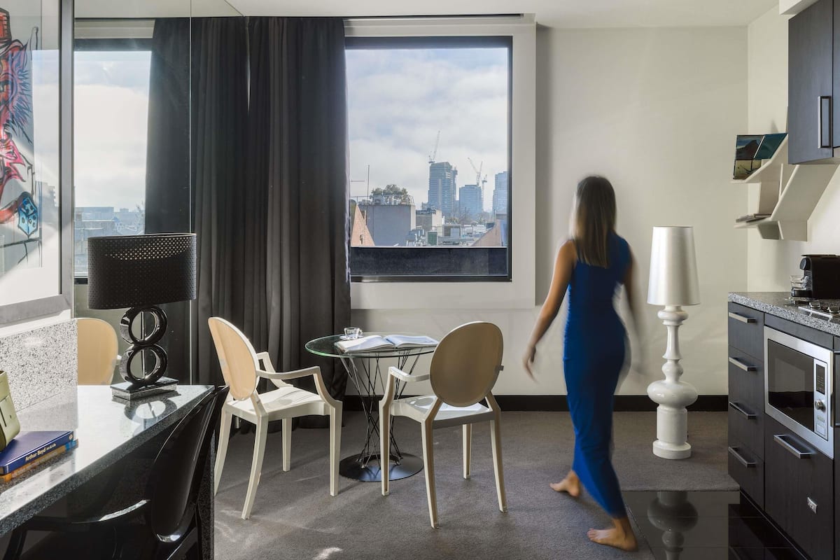 Literie de qualité supérieure, surmatelas, minibar