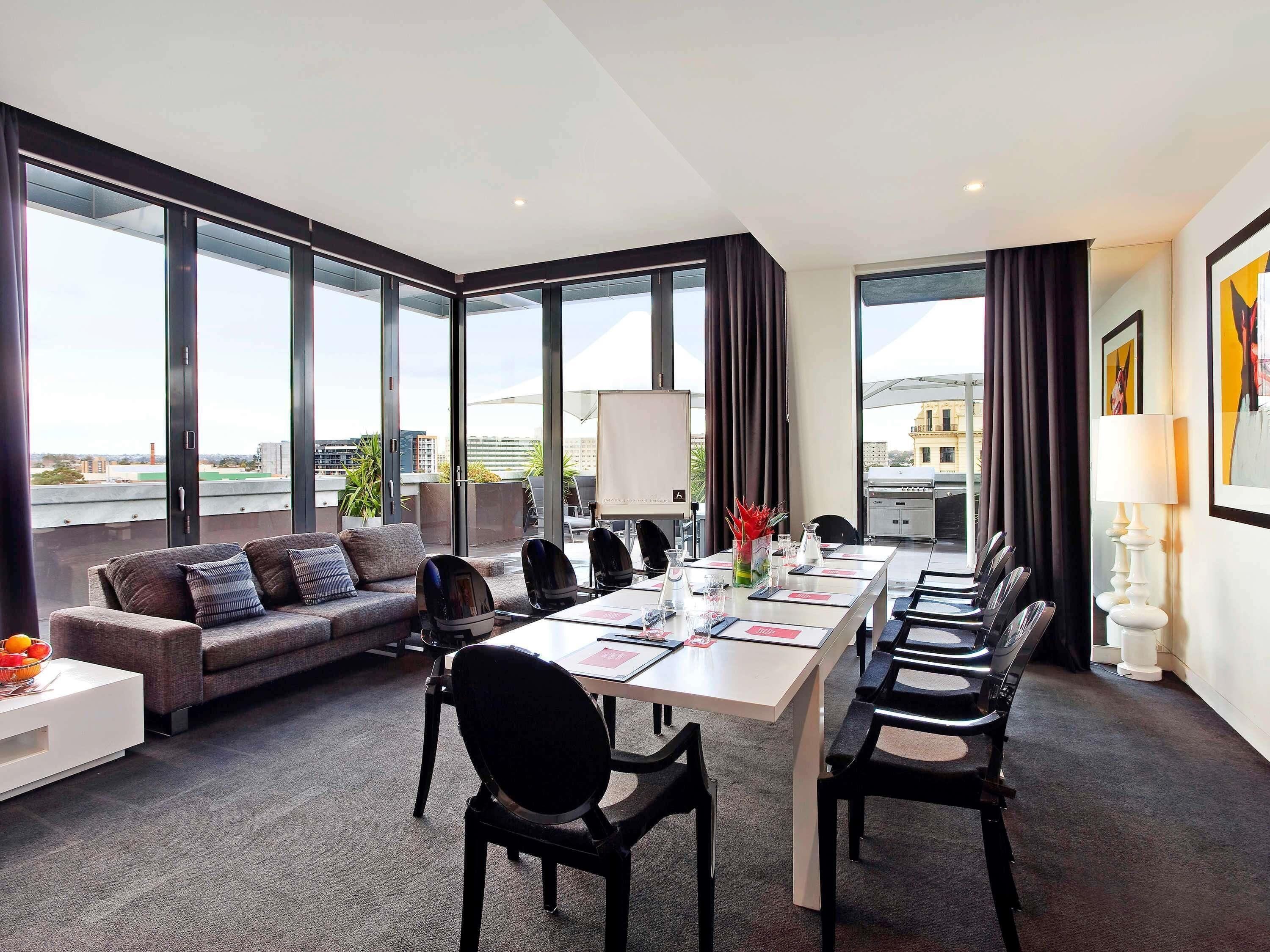 Photo - The Cullen Melbourne - Art Series