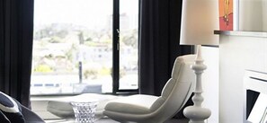 Premium bedding, pillow-top beds, minibar, in-room safe