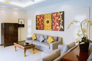 29-inch TV with satellite channels, DVD player