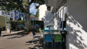 Terrace/patio - Hotel Heldt (Bremen)