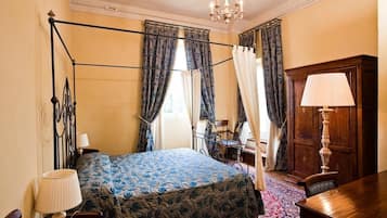 Suite Studio Junior, 1 chambre, balcon, vue océan | Literie hypoallergénique, minibar, coffres-forts dans les chambres
