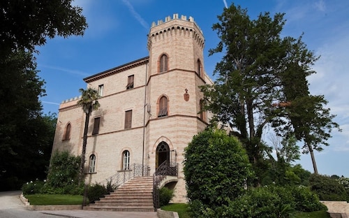 Castello Montegiove