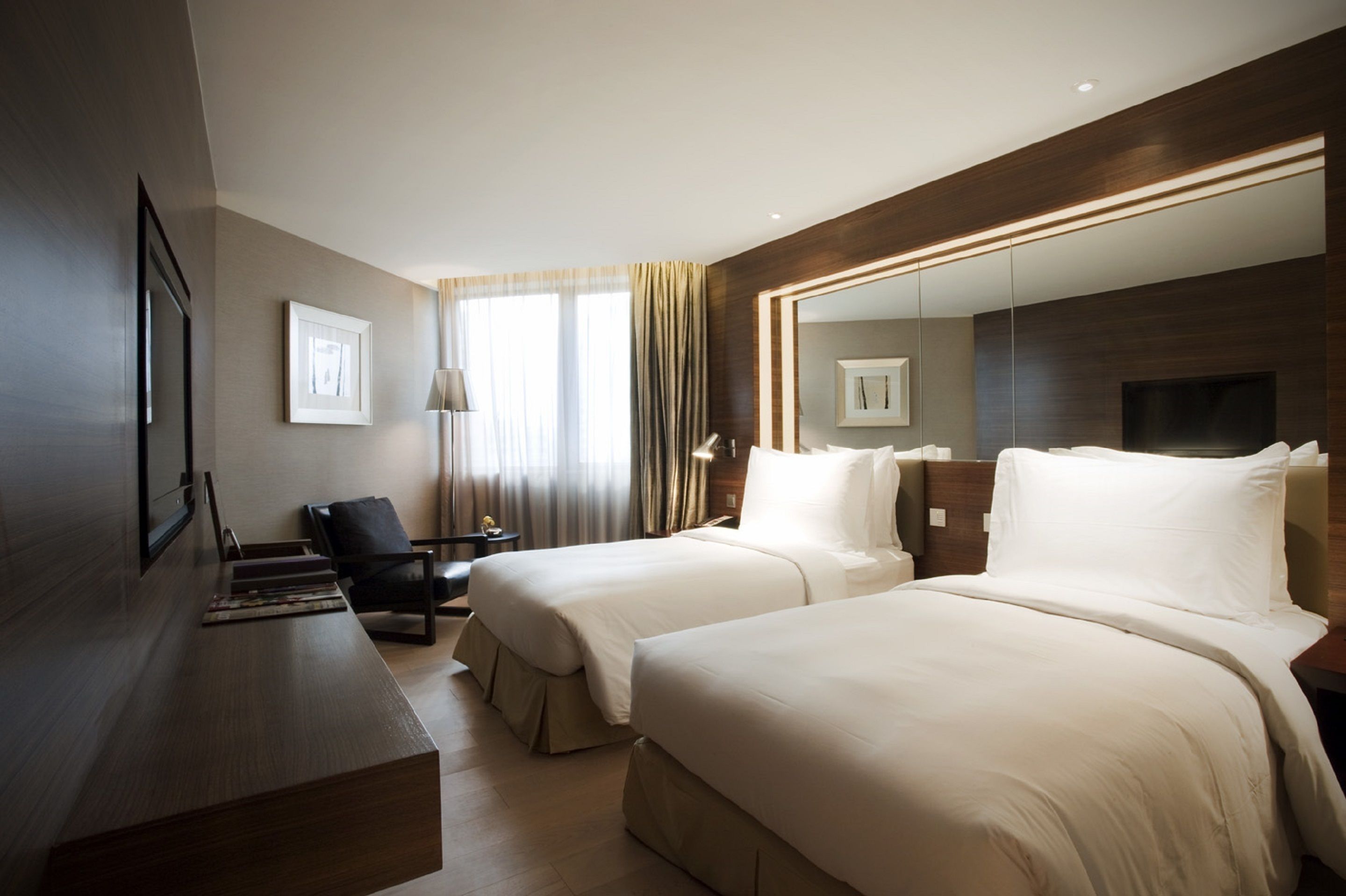 apartment, 2 bedrooms | minibar, in-room safe, desk, iron/ironing board