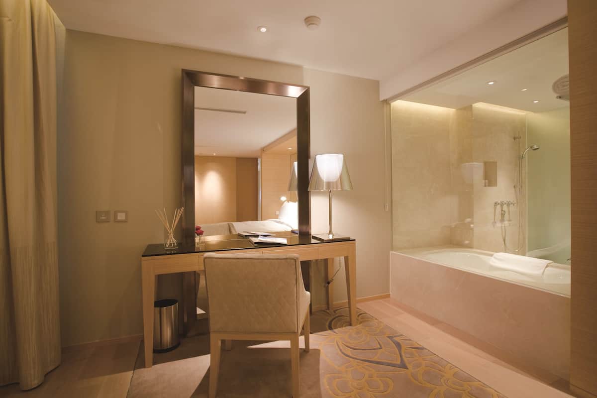 shower, free toiletries, hair dryer, bathrobes