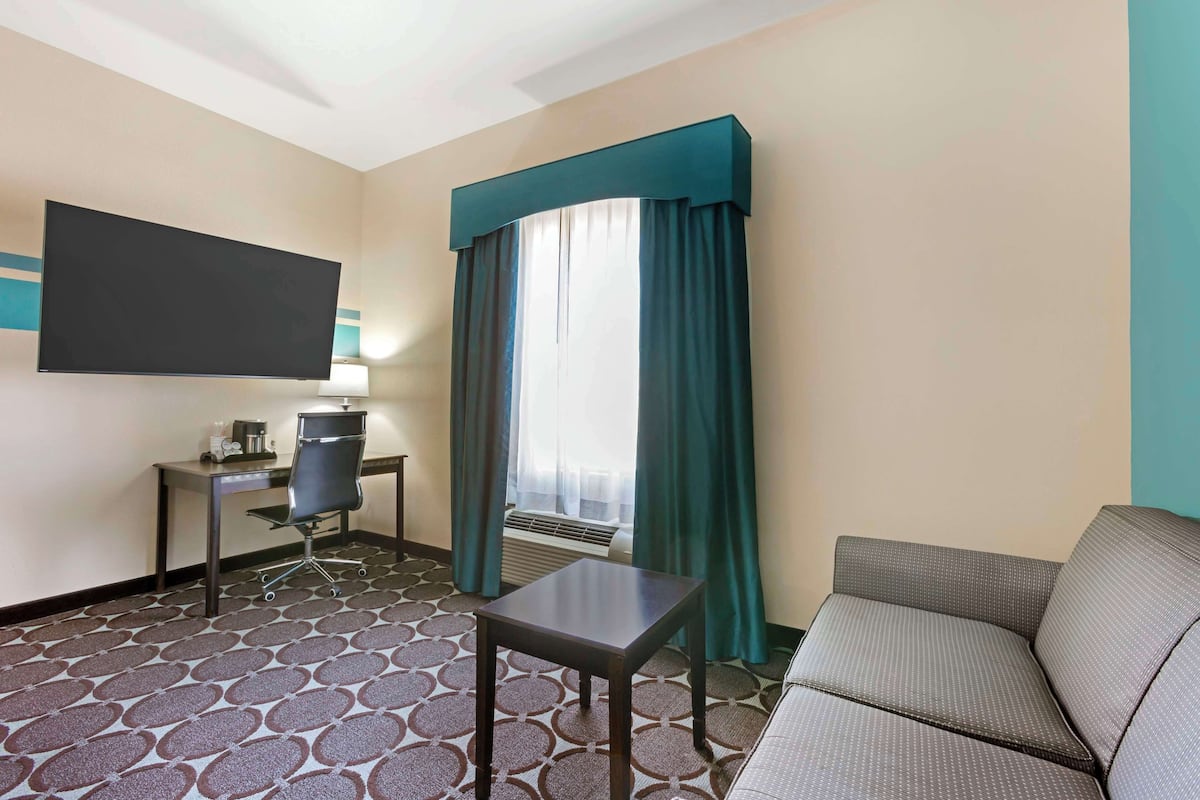 Coffres-forts dans les chambres, bureau