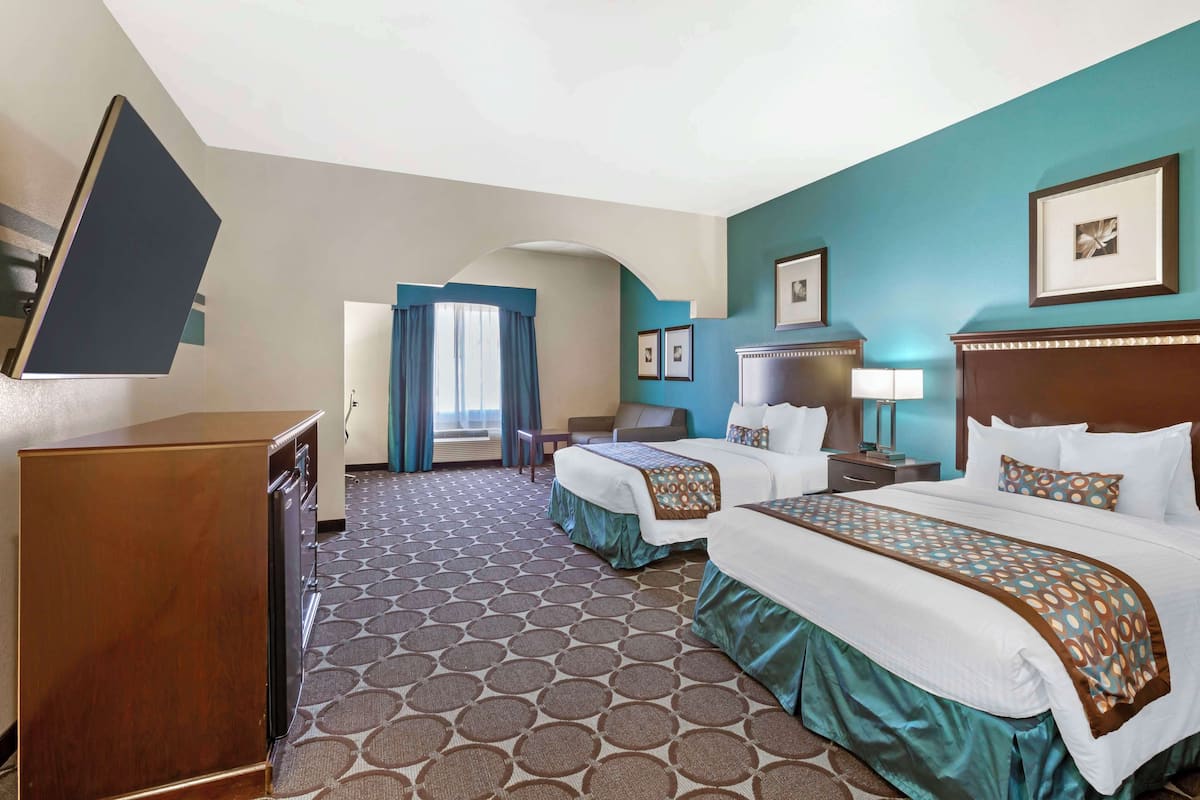 in-room safe, desk, laptop workspace, iron/ironing board