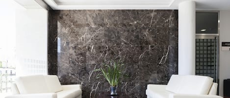 Sitteområde i lobbyen