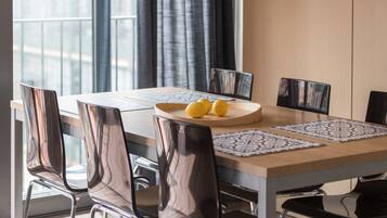 Apartment, 3 Bedrooms, Terrace | Hypo-allergenic bedding, in-room safe, iron/ironing board