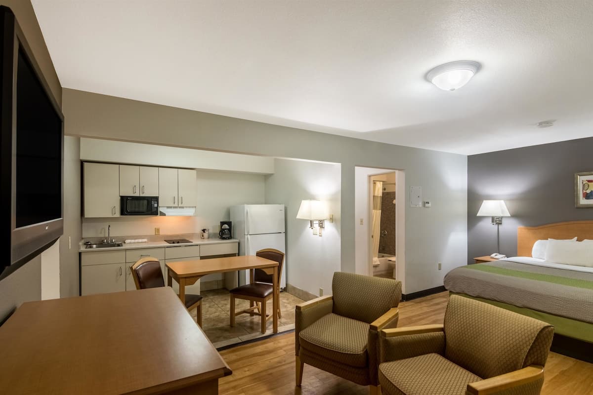 Rollaway beds, free WiFi, bed sheets