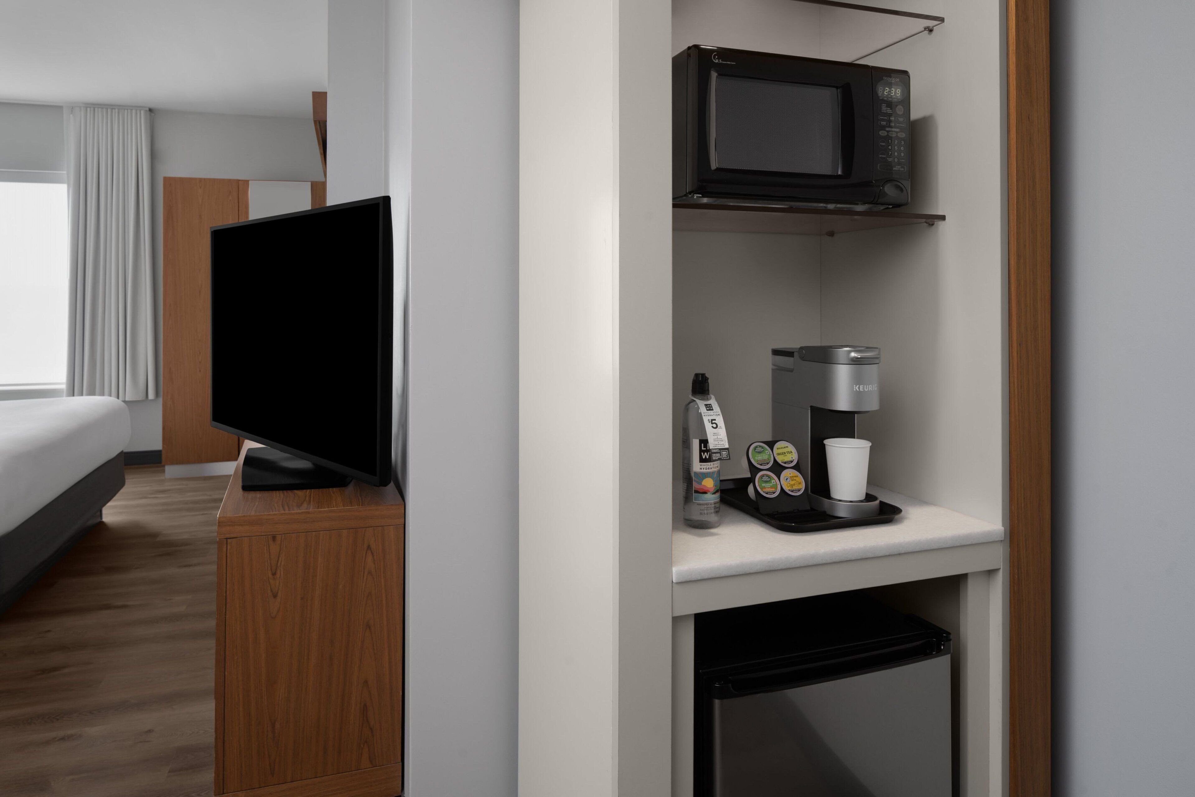 pillow-top beds, in-room safe, desk, laptop workspace