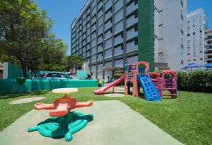 Children's play area - outdoor - Hotel Sete Coqueiros (Maceió)