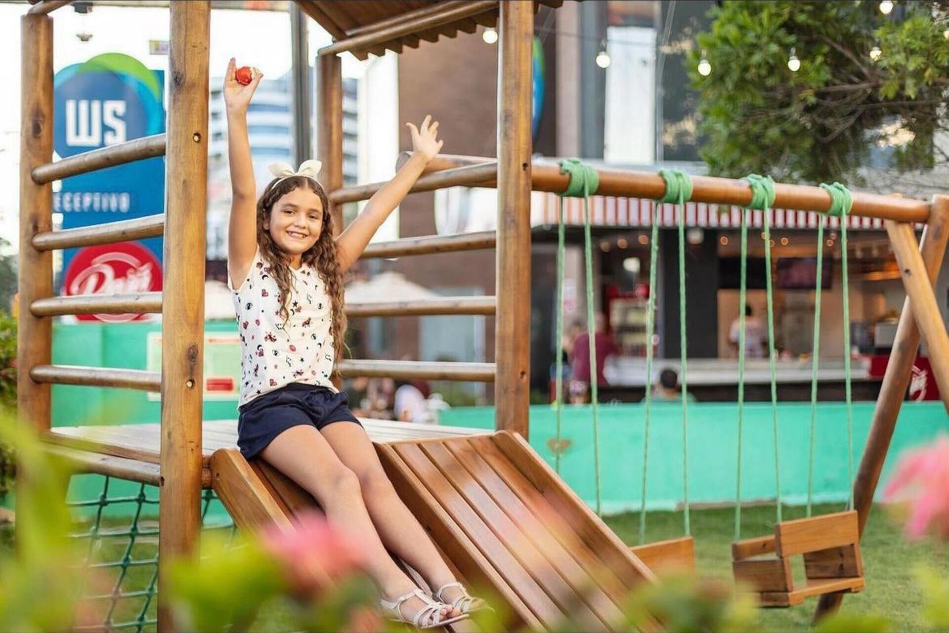 Children’s play area – outdoor