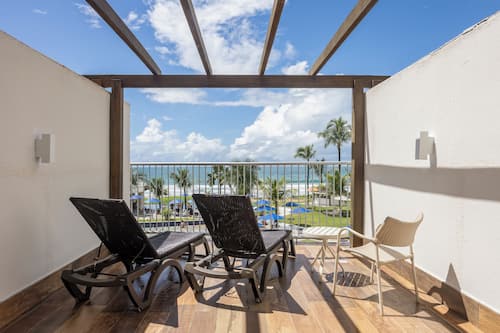 Frigobar, cofres nos quartos, individualmente decorados, escrivaninha