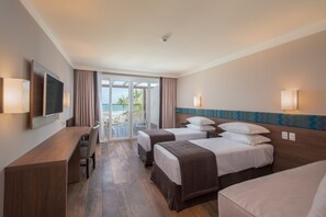 Chambre Triple Supérieure, vue mer | Vue de la chambre