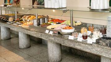 Frokostbuffé er inkludert hver dag