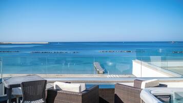 Studio Supérieur, terrasse, vue mer | Vue depuis le balcon