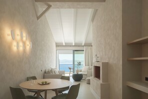 Suite, 2 Bedrooms | Premium bedding, in-room safe, desk, iron/ironing board - Palazzo Greco (Agios Vasileios)