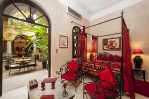 Junior Double Room, Non Smoking, Garden View | Premium bedding, in-room safe, individually decorated