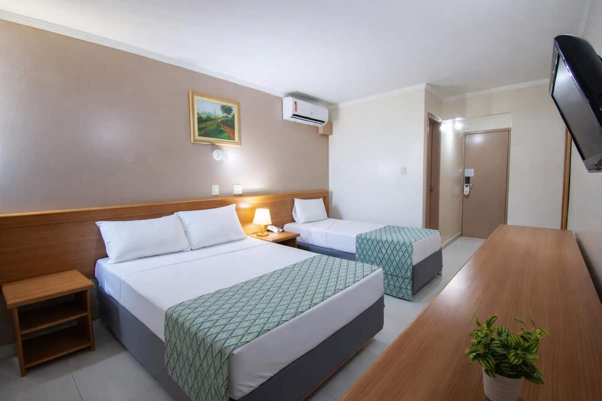 Minibar, desk, free WiFi, bed sheets