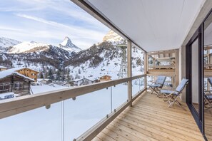 ห้องดีลักซ์ดับเบิล, ระเบียง (Matterhorn view) | วิวจากห้องพัก
