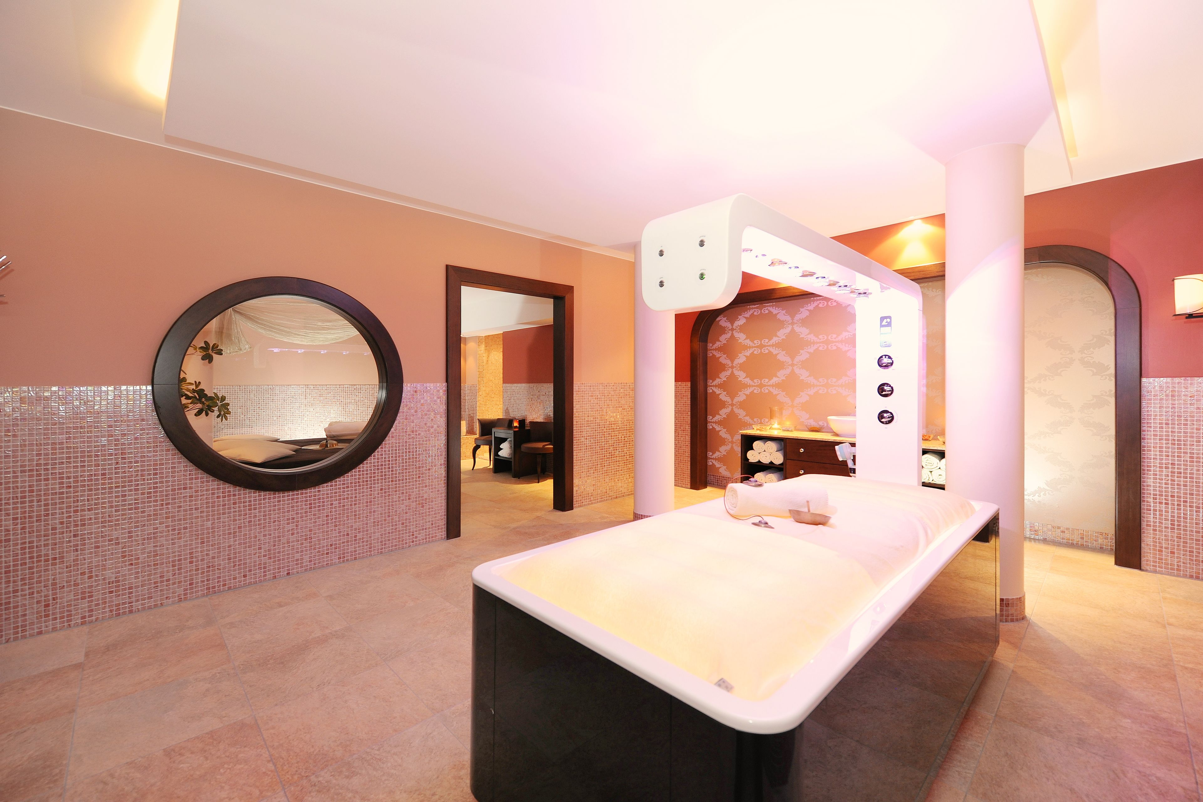 Behandlungsräume für Paare, Sauna, Whirlpool, Dampfbad