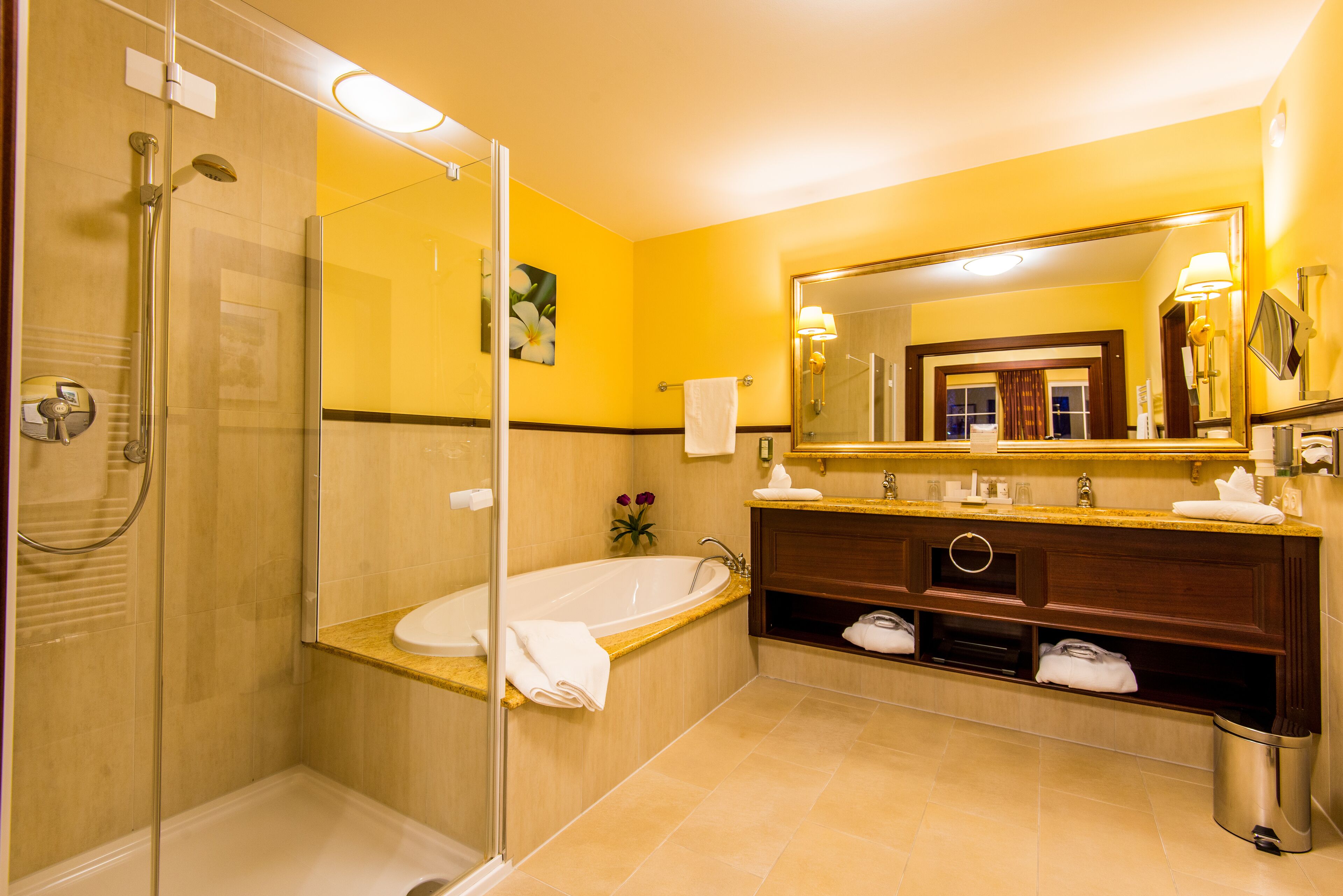 royal suite | bathroom amenities | separate bathtub and shower, deep-soaking bathtub, free toiletries