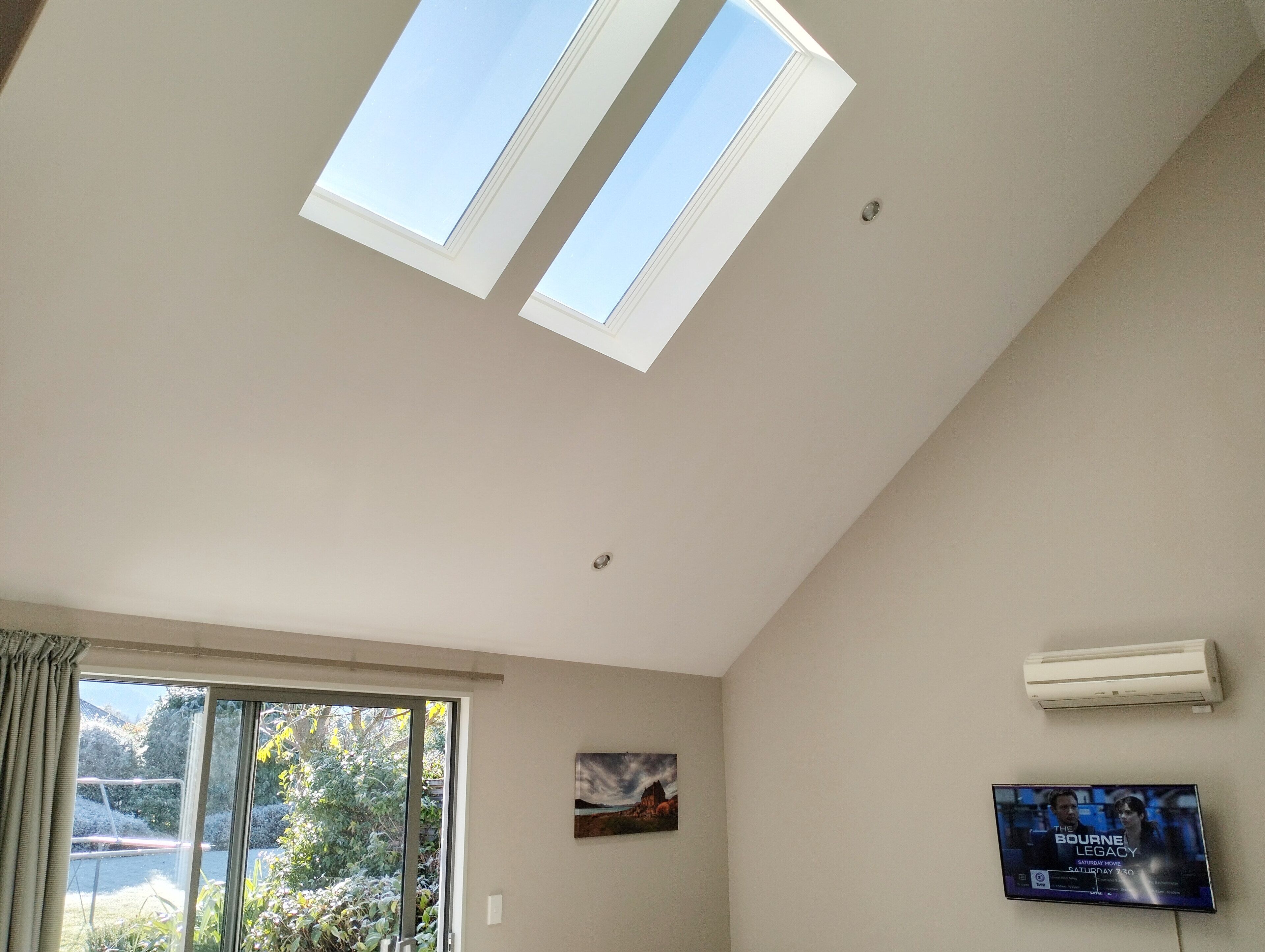 スタンダード アパートメント 2 ベッドルーム | リビング エリア | 薄型テレビ、DVD プレーヤー