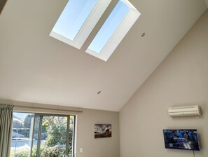 Standard Apartment, 2 Bedrooms | Living area