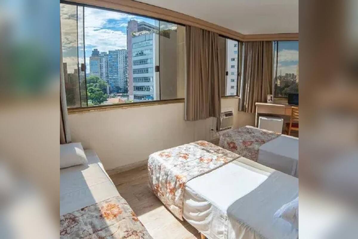 Minibar, desk, blackout drapes, WiFi (free)
