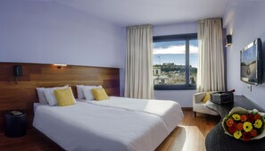 Deluxe Room (Acropolis View)