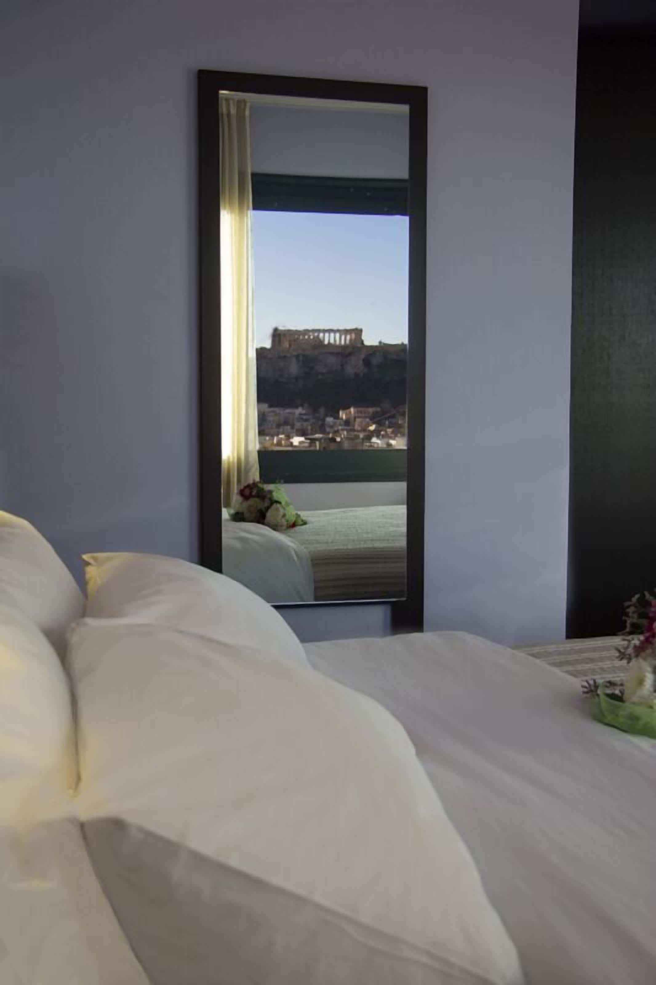 Photo - Athens Center Square Hotel