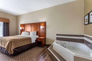 Room, 1 King Bed, Accessible, Non Smoking | Down comforters, desk, laptop workspace, blackout drapes - Comfort Inn & Suites Carbondale University Area (Carbondale)
