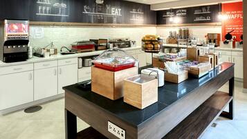 Desayuno para llevar incluido todos los días