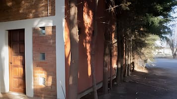 Premium Studio - House with vineyards view | Detalle exterior